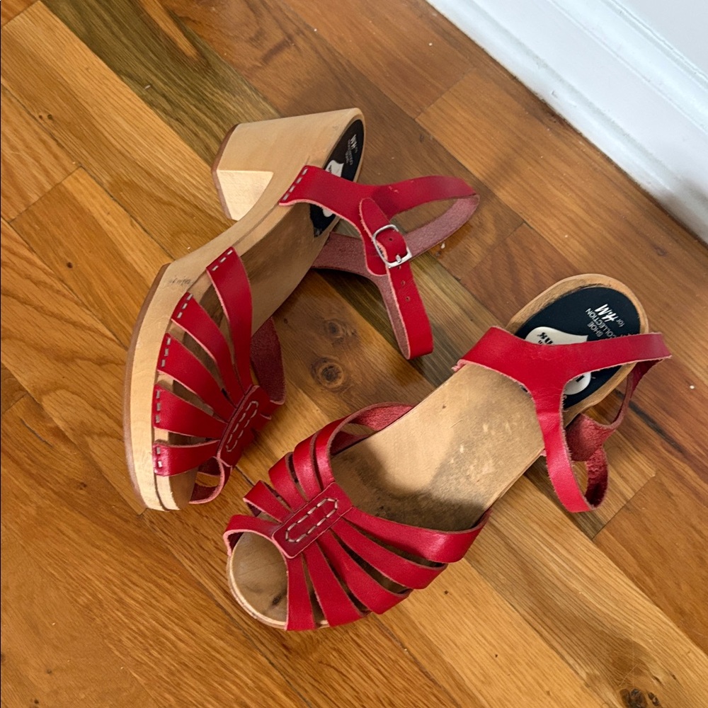 Swedish Hasbeens x H&M Red Sandals with Wooden Sole